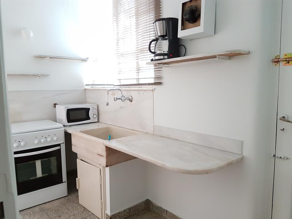 Errathens Pine Red And Taupe - Athens Center Appartement Buitenkant foto