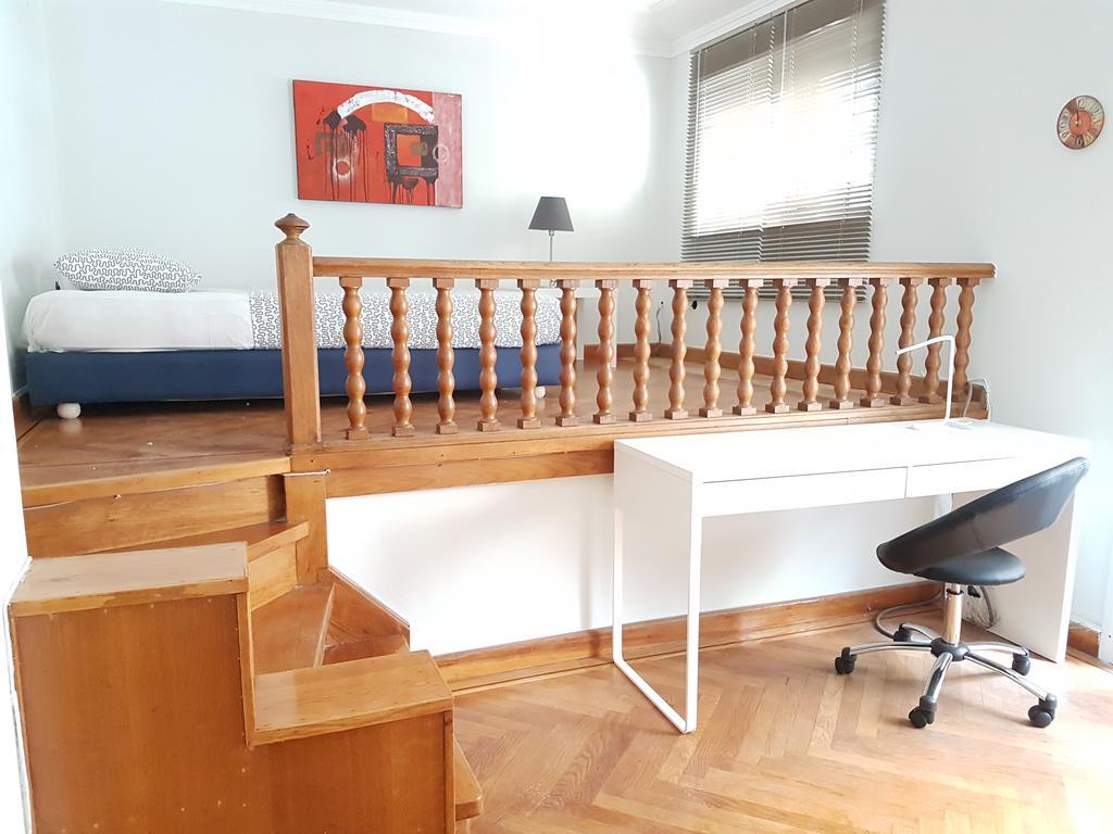 Errathens Pine Red And Taupe - Athens Center Appartement Buitenkant foto