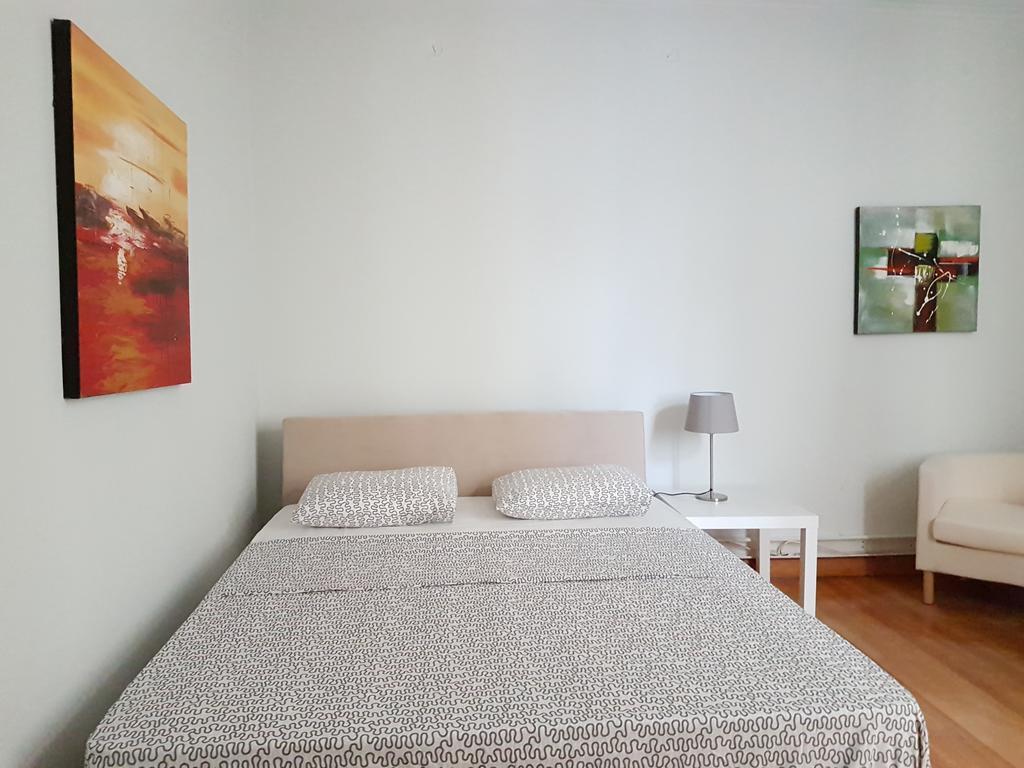 Errathens Pine Red And Taupe - Athens Center Appartement Buitenkant foto