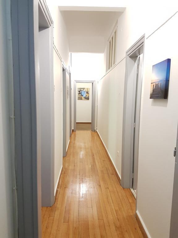 Errathens Pine Red And Taupe - Athens Center Appartement Buitenkant foto
